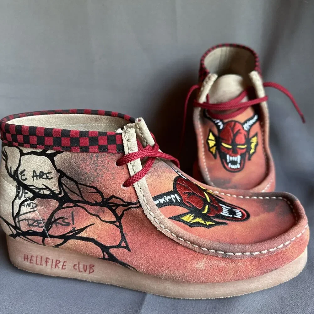 Clarks Wallabee Hellfire Club Chukka 10 M Shoes Boot Stranger Things Men’s Fire